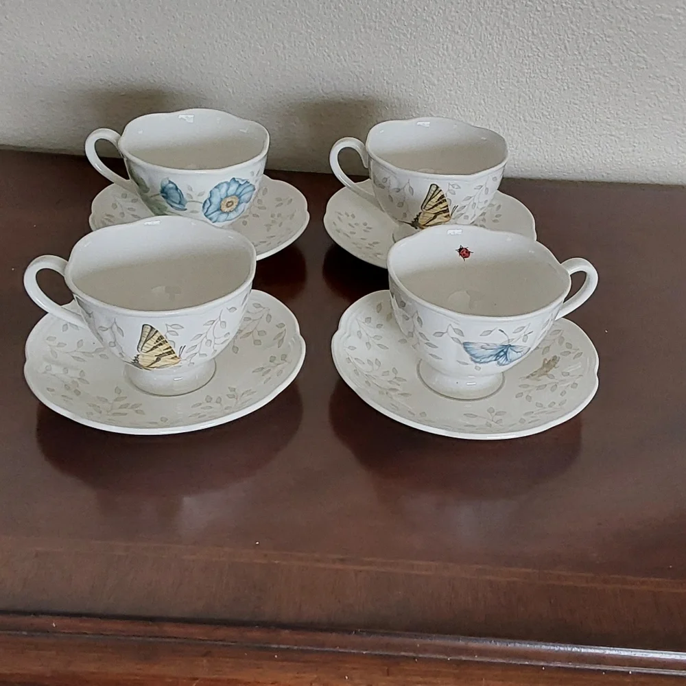 Lenox‎ Floral Butterfly Meadow Teacup and Saucer Set Of 4